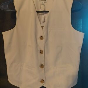 Chic White Vest with Wooden Buttons
